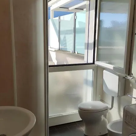 Casa La Celeste 아파트 비비오네